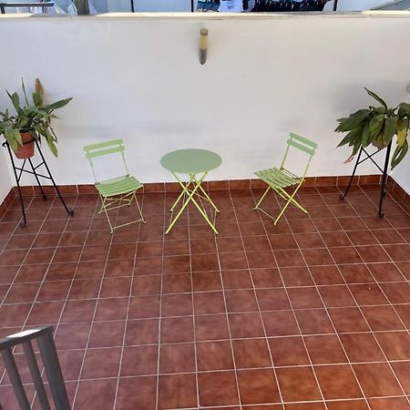 Апартаменти Atico Con Terraza- Solarium Есіха Екстер'єр фото